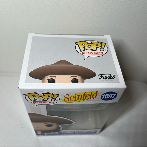 Funko POP Seinfeld Elaine with Brown Sombrero Vinyl Figure - Picture 4 of 6